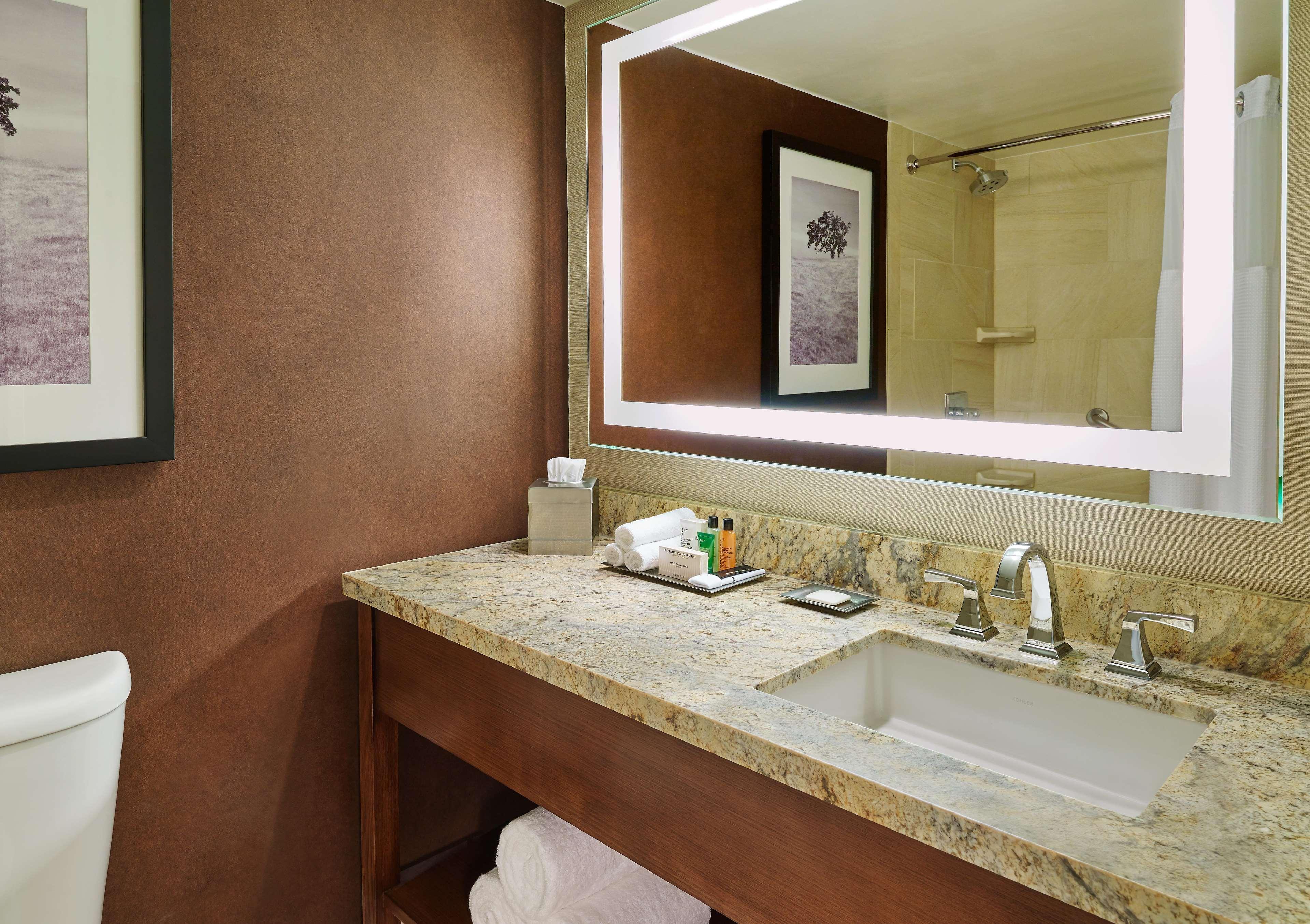Doubletree By Hilton San Antonio Airport Hotel Eksteriør billede